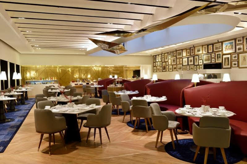 Hotel The Oberoi Grand 5*